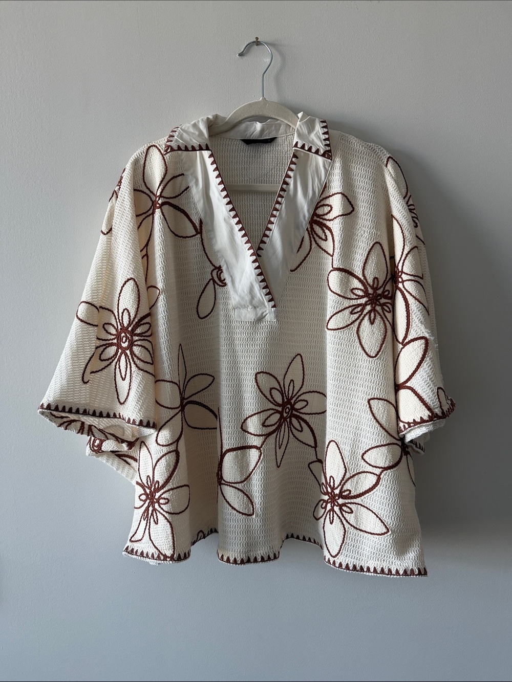 Zara Cream Floral Knit Pullover Top